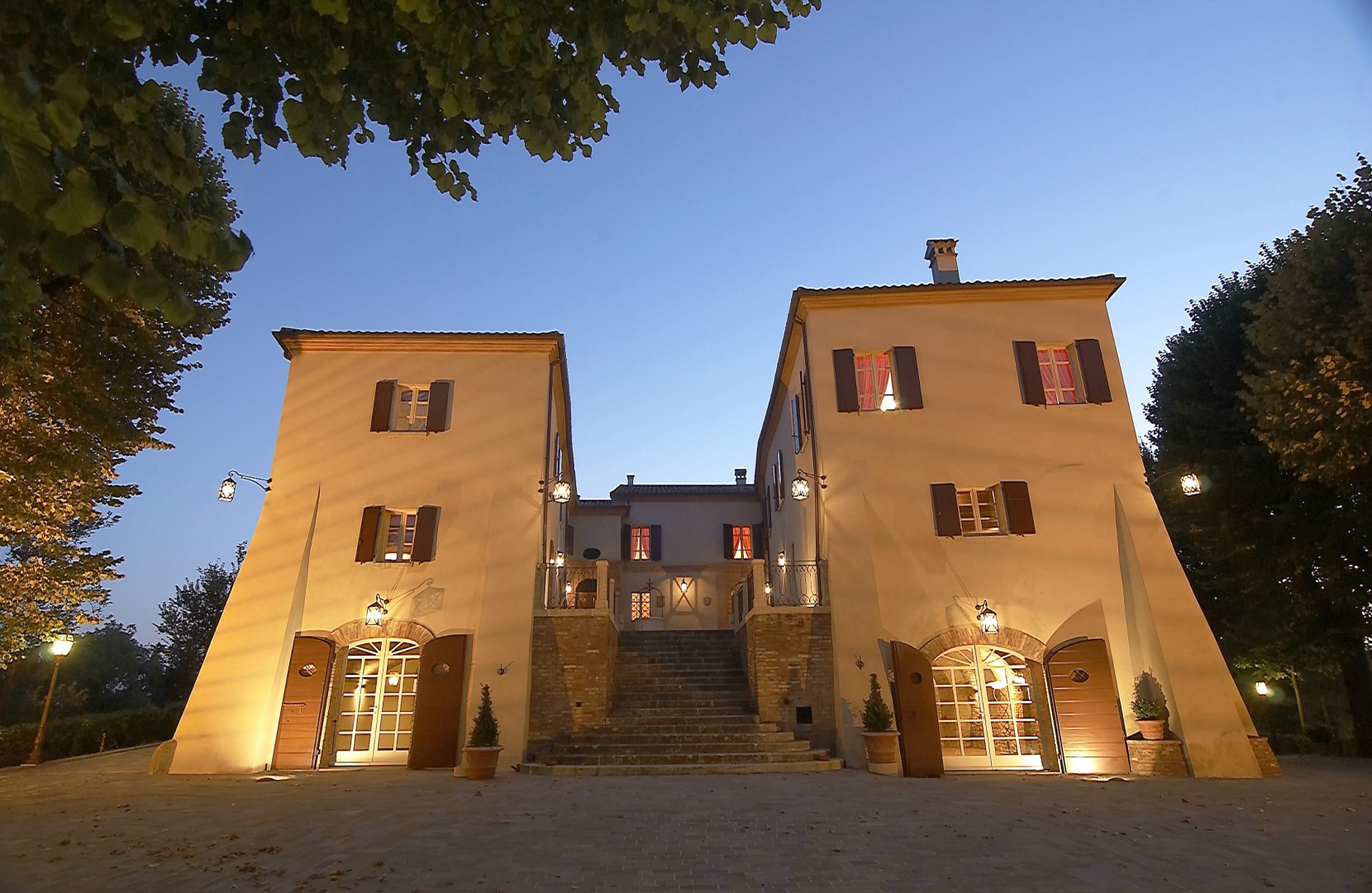 Scopri la storia e visita il suggestivo Palazzo del Poggiano